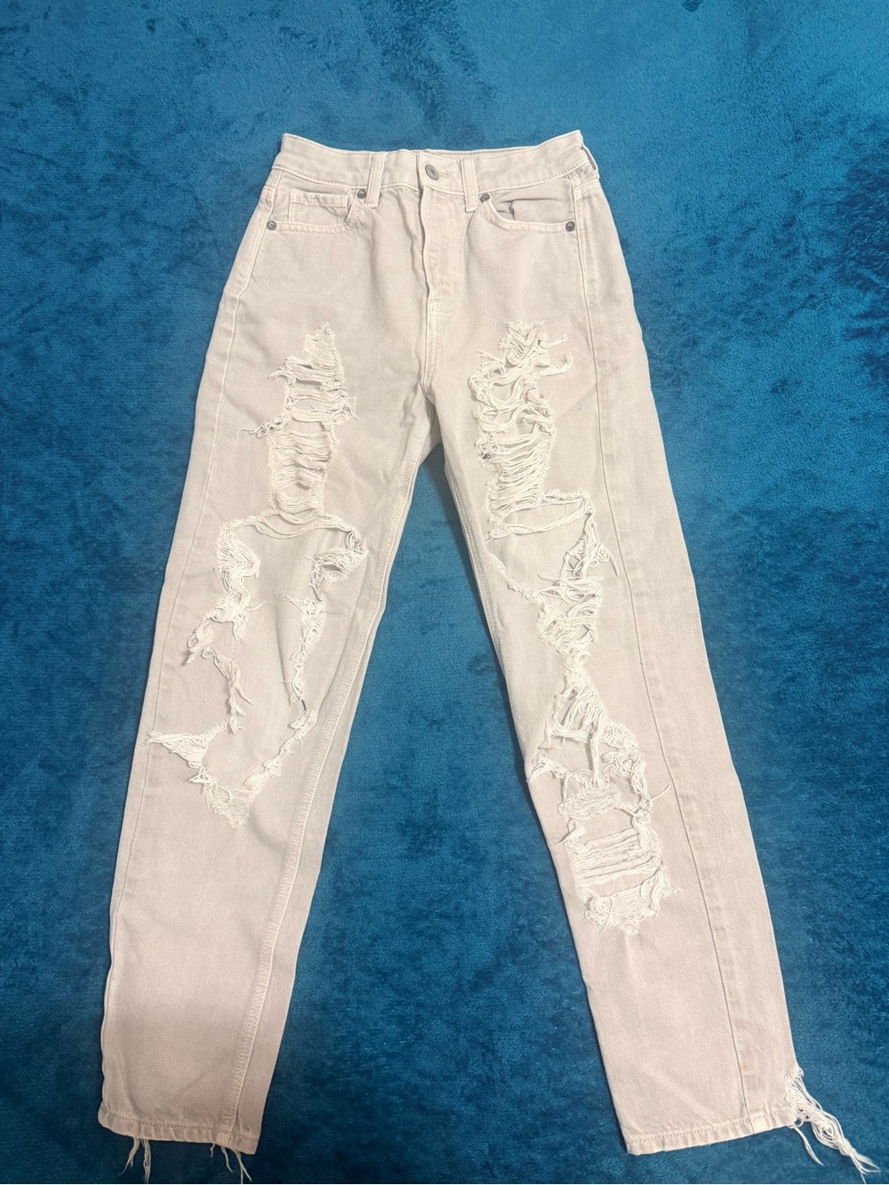 American Eagle Outfitters White Distressed Straight-Leg Jeans
